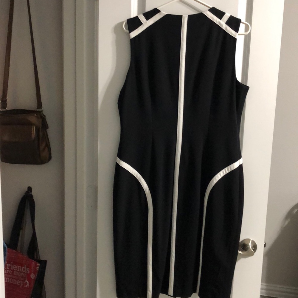 Calvin Klein NWT - Picture 7 of 7